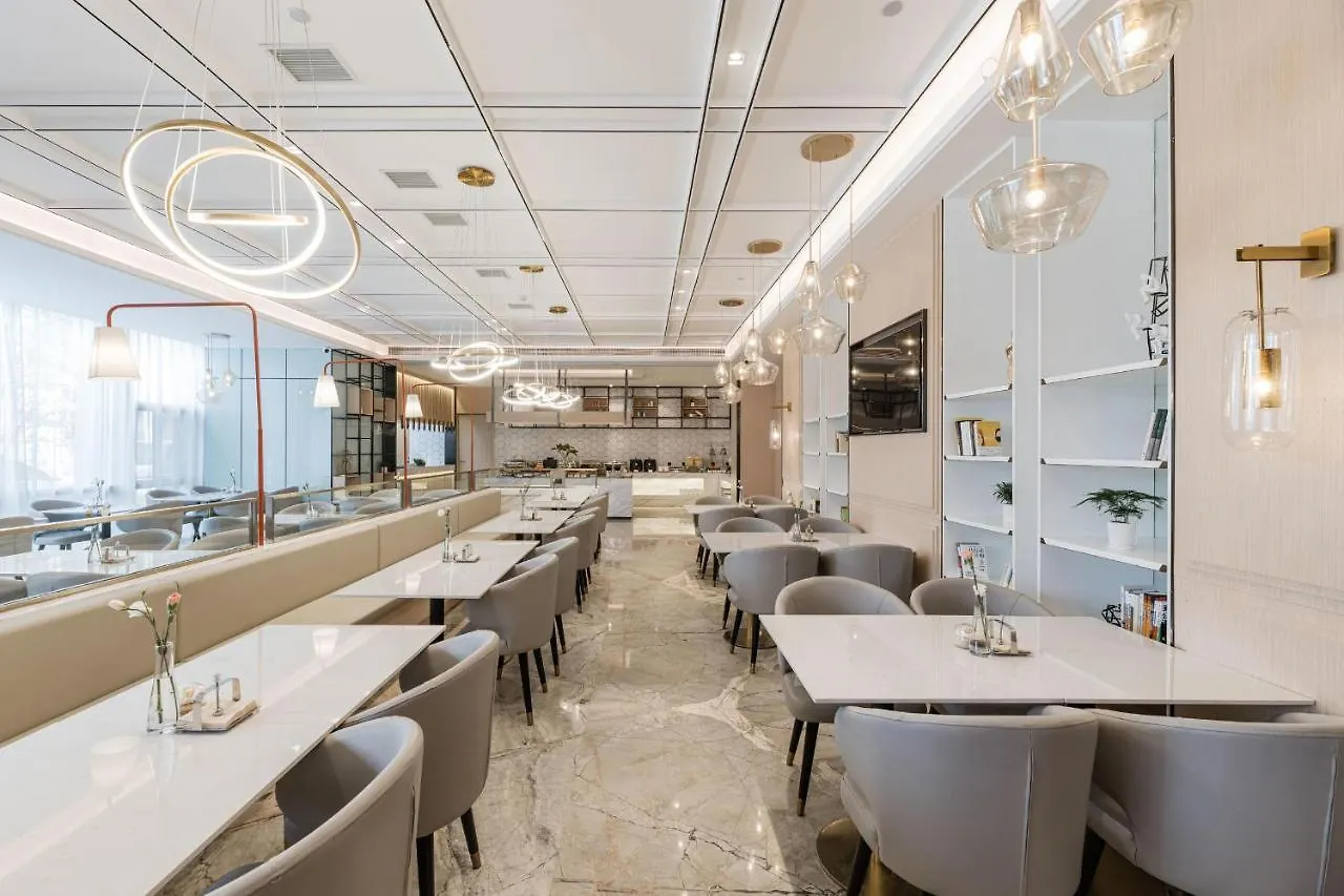 ****  Atour Hotel Industrial Park Dongsha Lake Suzhou  Çin
