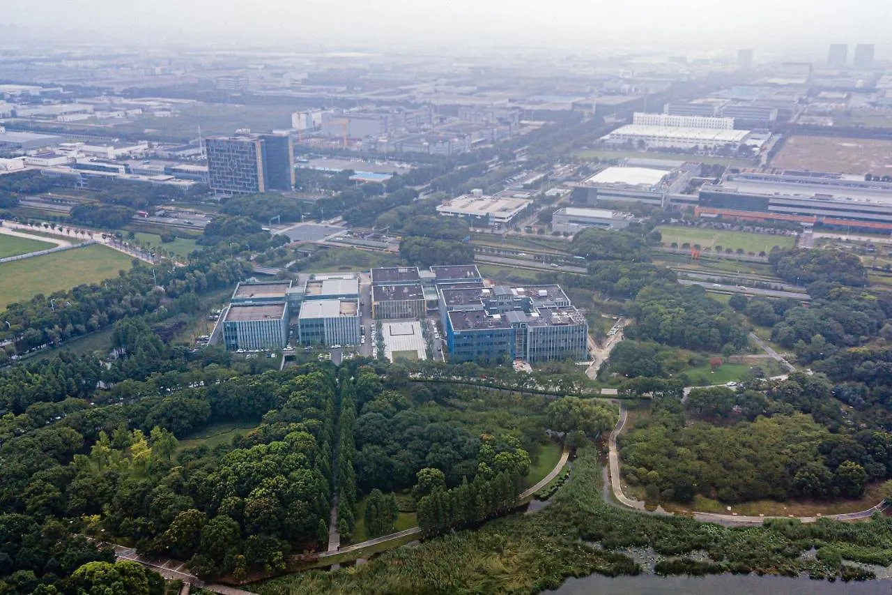 ****  Atour Hotel Industrial Park Dongsha Lake Suzhou  Çin