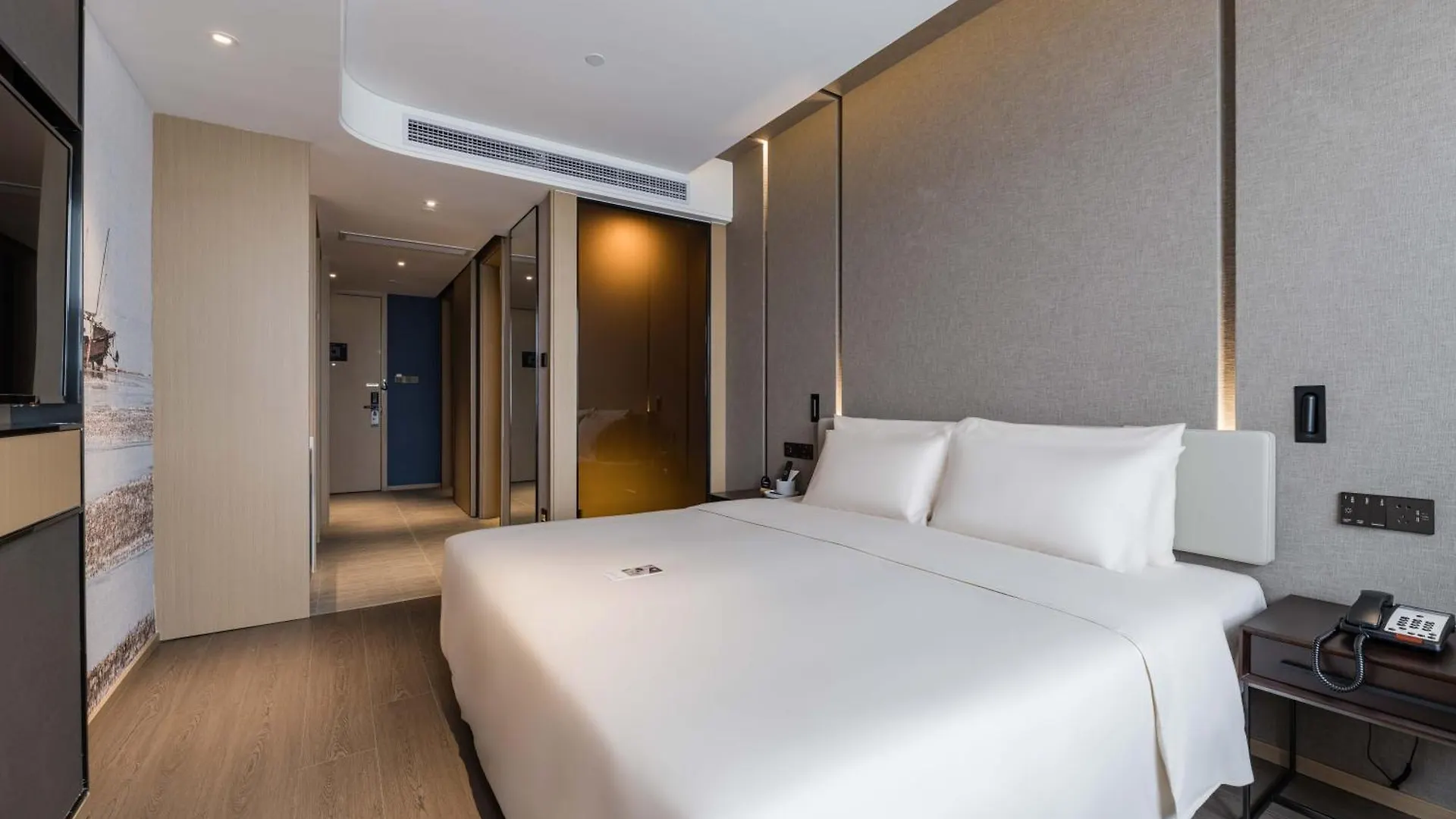 ****  Atour Hotel Industrial Park Dongsha Lake Suzhou  Çin