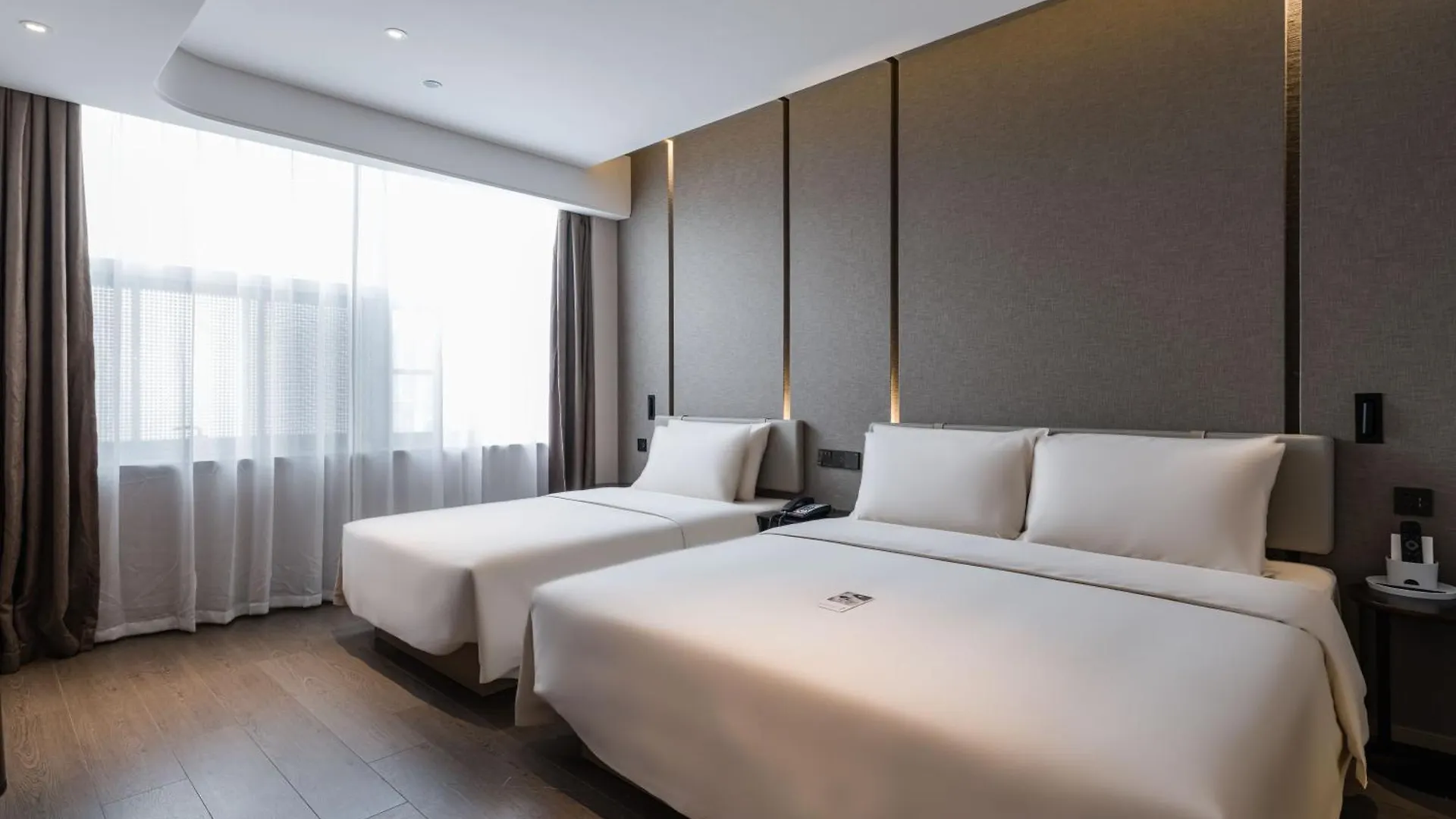 Atour Hotel Industrial Park Dongsha Lake Suzhou