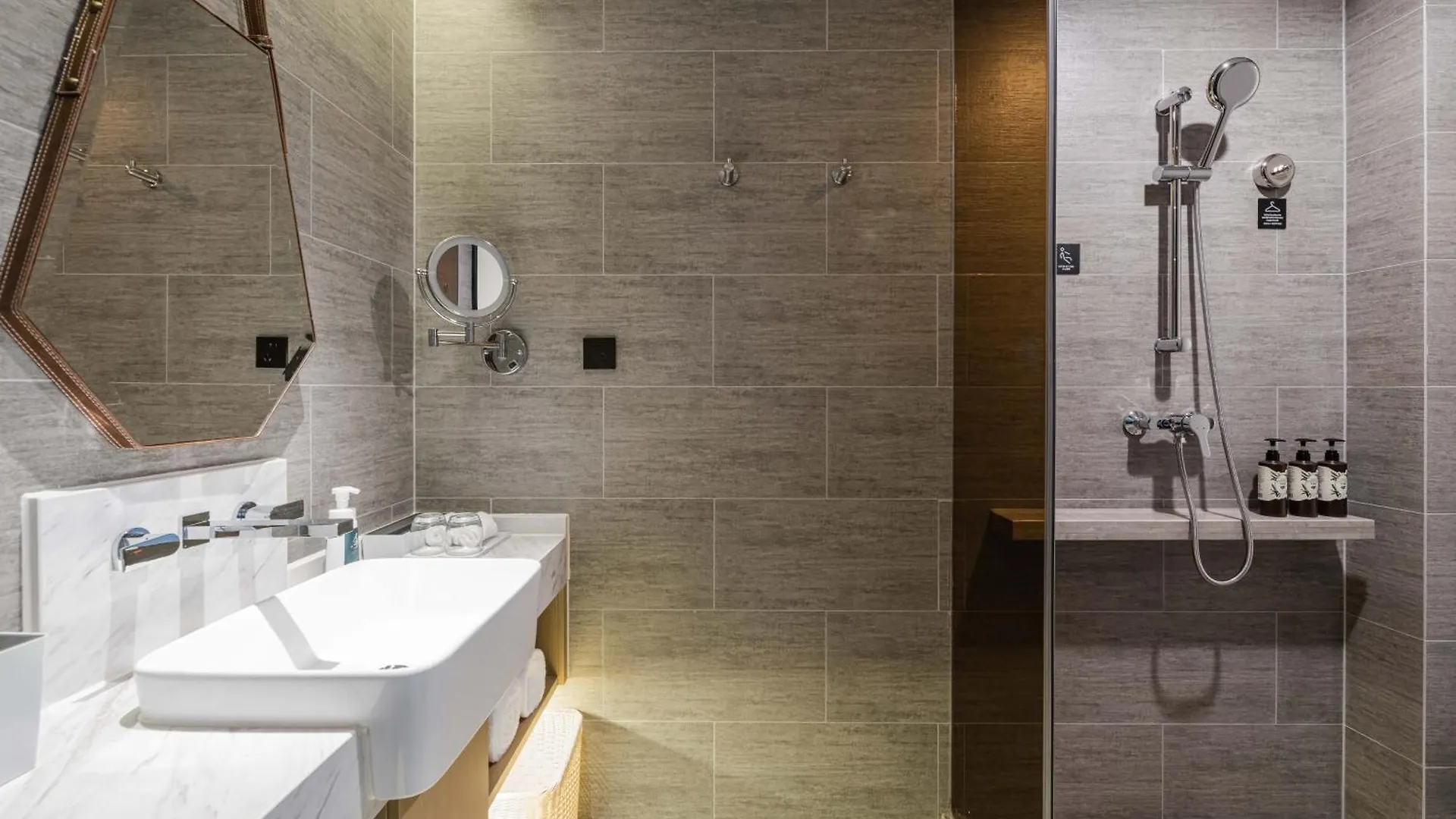 Atour Hotel Industrial Park Dongsha Lake Suzhou  4*, Suzhou (Jiangsu) Cina